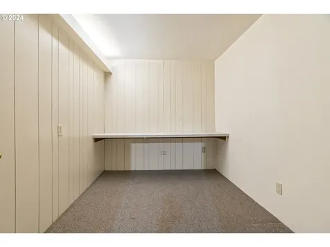 4239 Sw Altadena Avenue Portland OR 97239