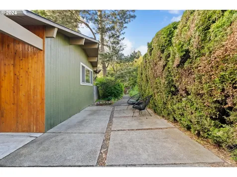 4239 Sw Altadena Avenue Portland OR 97239