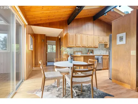 4239 Sw Altadena Avenue Portland OR 97239