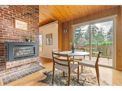 4239 Sw Altadena Avenue Portland OR 97239