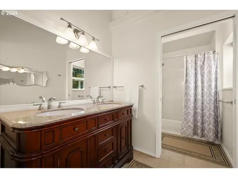 12220 NE Plantation Road Vancouver WA 98685