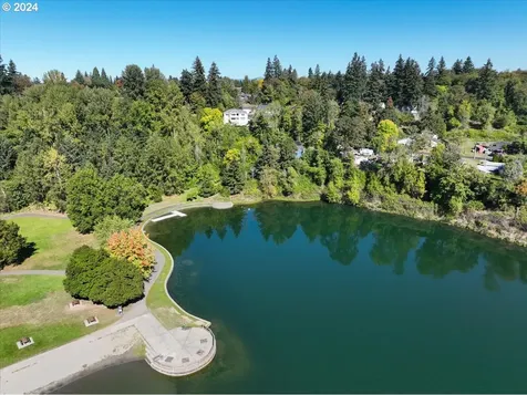 12220 NE Plantation Road Vancouver WA 98685