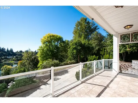 12220 NE Plantation Road Vancouver WA 98685