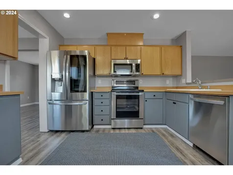 435 Reuter Lane Forest Grove OR 97116