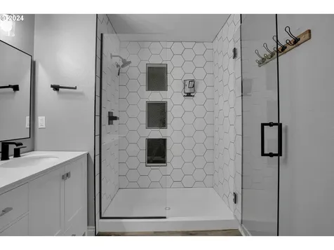 435 Reuter Lane Forest Grove OR 97116