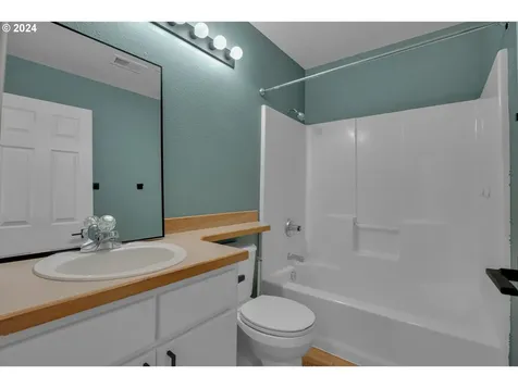 435 Reuter Lane Forest Grove OR 97116