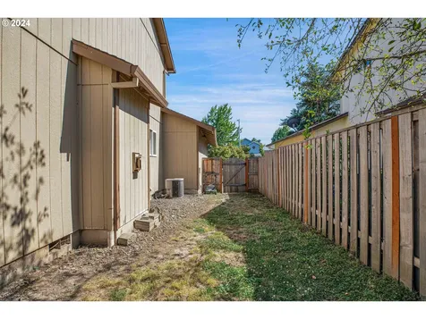 435 Reuter Lane Forest Grove OR 97116