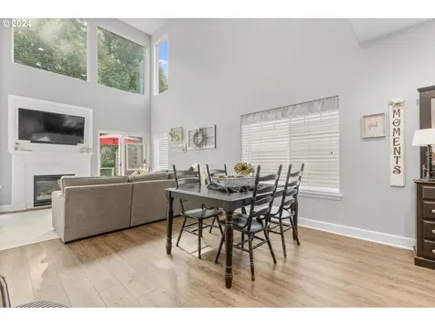 15686 SW Peachtree Drive Portland OR 97224