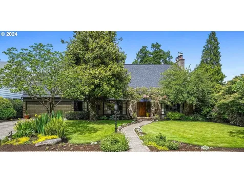 465 Lincoln Street S Salem OR 97302
