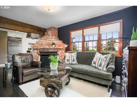465 Lincoln Street S Salem OR 97302