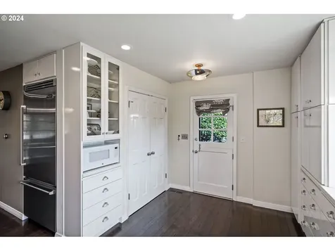 465 Lincoln Street S Salem OR 97302