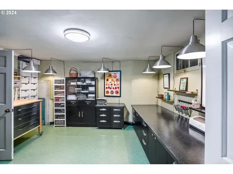 465 Lincoln Street S Salem OR 97302