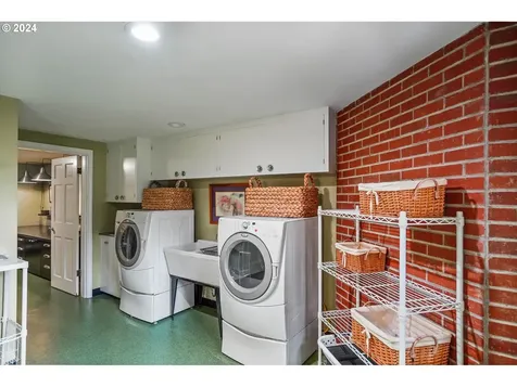 465 Lincoln Street S Salem OR 97302