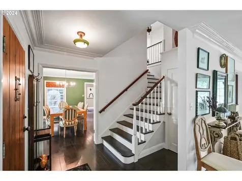 465 Lincoln Street S Salem OR 97302