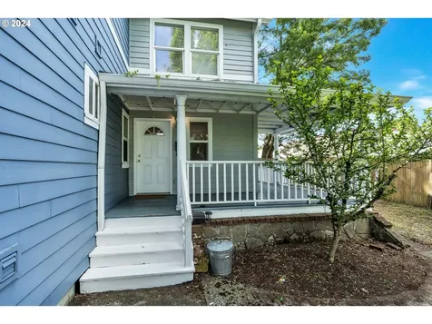 412 NE Roselawn Street Portland OR 97211