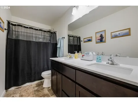 1940 NW 21st Street Mcminnville OR 97128