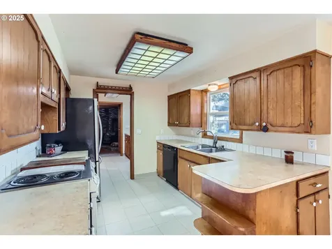 17450 SW Washington Court Beaverton OR 97078