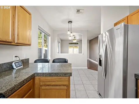 1529 S 59th Street Springfield OR 97478