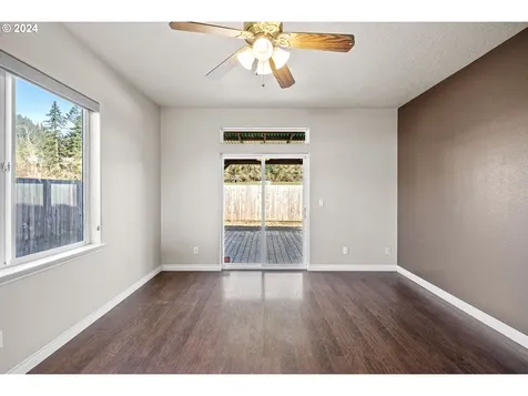 1529 S 59th Street Springfield OR 97478