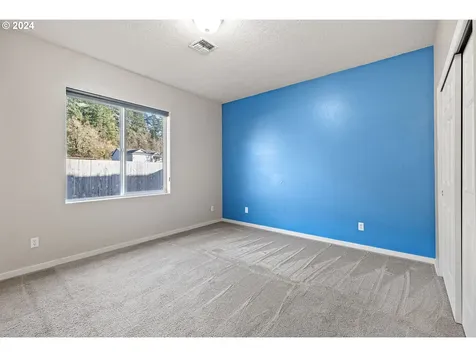 1529 S 59th Street Springfield OR 97478