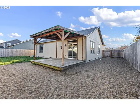 1529 S 59th Street Springfield OR 97478