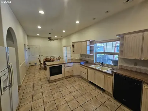 110 W Mckinley Street Goldendale WA 98620