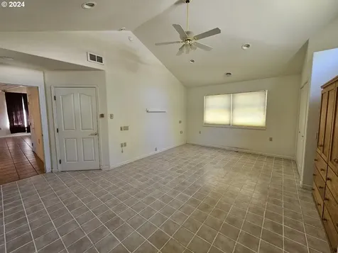 110 W Mckinley Street Goldendale WA 98620