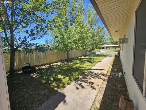 110 W Mckinley Street Goldendale WA 98620