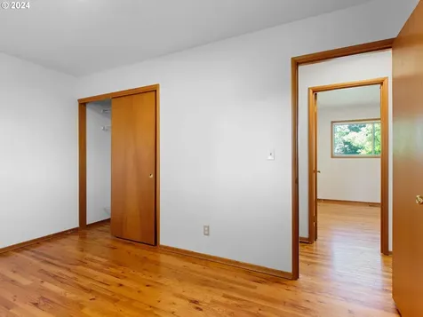 15109 Se Sherman Street Portland OR 97233