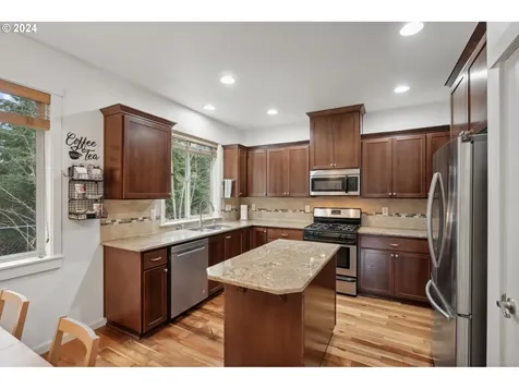 413 N 43rd Court Ridgefield WA 98642