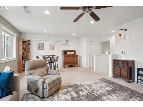 413 N 43rd Court Ridgefield WA 98642
