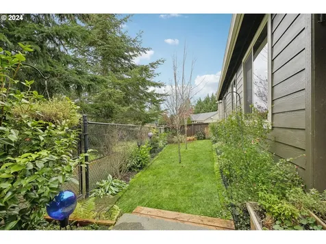 413 N 43rd Court Ridgefield WA 98642