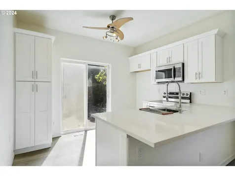 19727 SW Marlin Drive Beaverton OR 97007