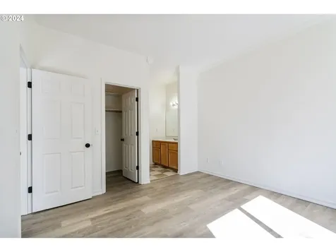 19727 SW Marlin Drive Beaverton OR 97007