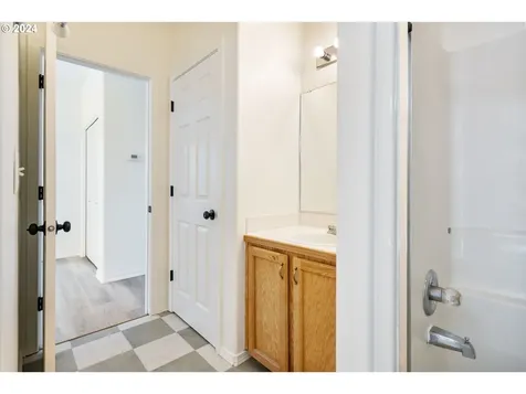 19727 SW Marlin Drive Beaverton OR 97007