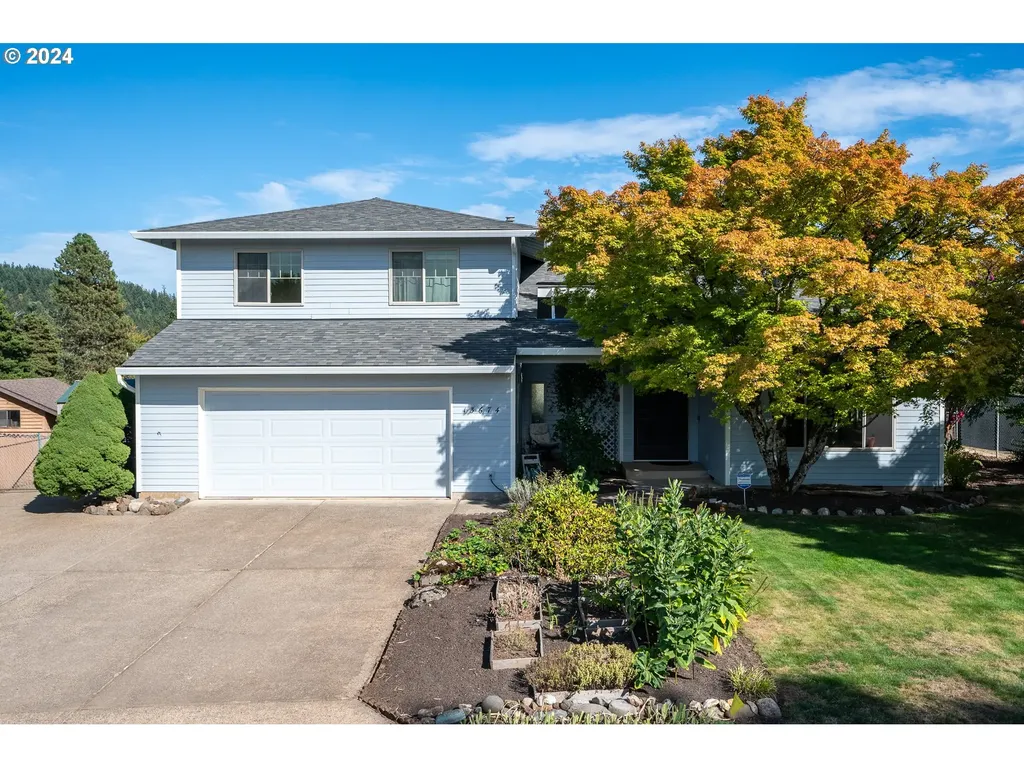 13674 Se 128th Avenue Clackamas OR 97015