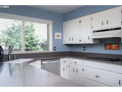 13674 Se 128th Avenue Clackamas OR 97015