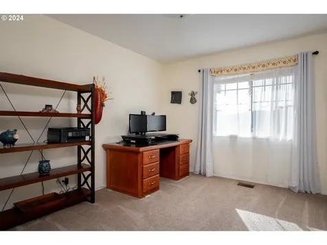 13674 Se 128th Avenue Clackamas OR 97015