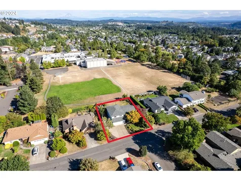 13674 Se 128th Avenue Clackamas OR 97015