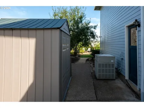 13674 Se 128th Avenue Clackamas OR 97015