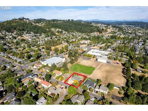 13674 Se 128th Avenue Clackamas OR 97015
