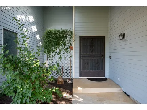 13674 Se 128th Avenue Clackamas OR 97015