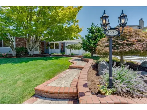 3232 Ne 145th Avenue Portland OR 97230