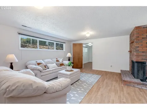 3232 Ne 145th Avenue Portland OR 97230