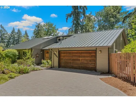 18984 S Forest Grove Loop Oregon City OR 97045