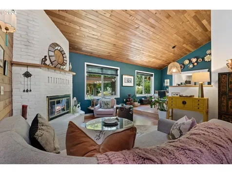 18984 S Forest Grove Loop Oregon City OR 97045