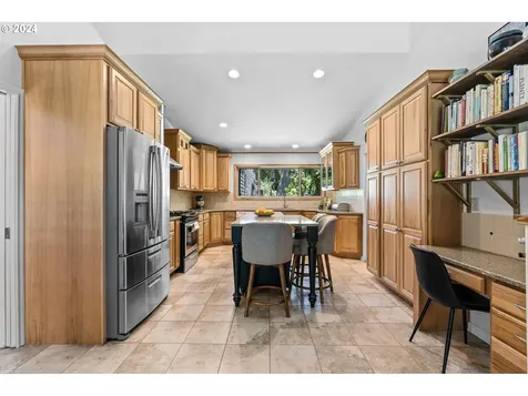 18984 S Forest Grove Loop Oregon City OR 97045