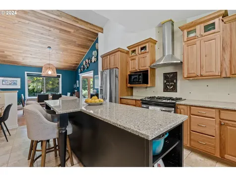 18984 S Forest Grove Loop Oregon City OR 97045