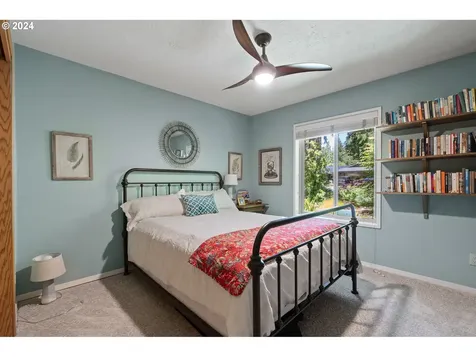 18984 S Forest Grove Loop Oregon City OR 97045