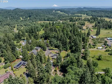 18984 S Forest Grove Loop Oregon City OR 97045